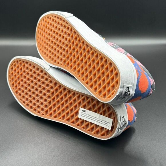 Vans Classic Slip-on (Beatles Yellow Submarine) Sea of Monsters - Picture 7 of 10